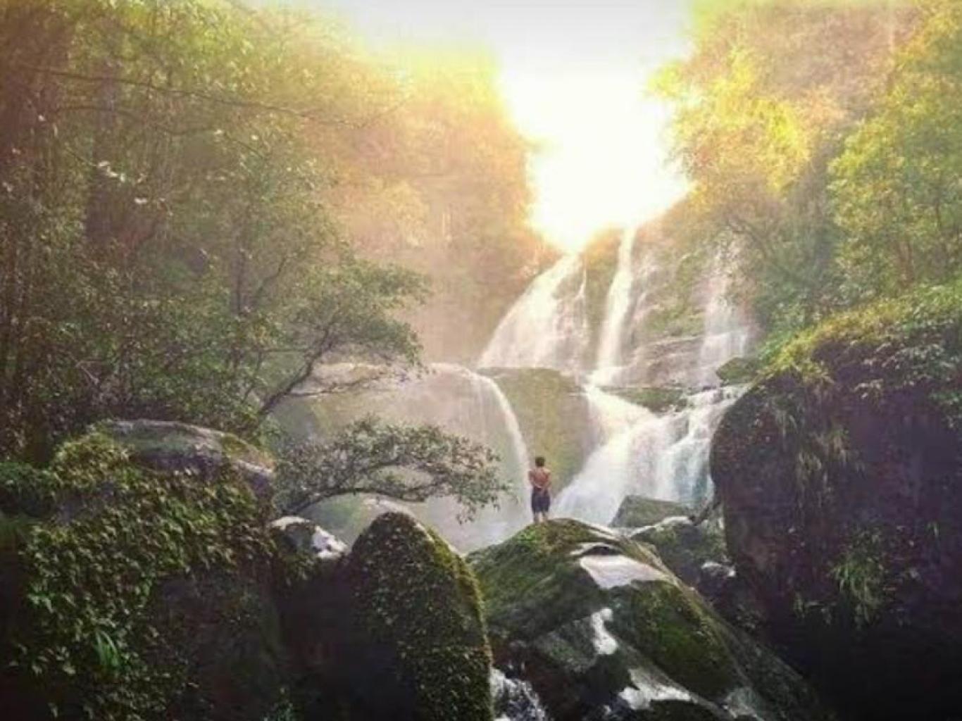 Air Terjun  Kuweg