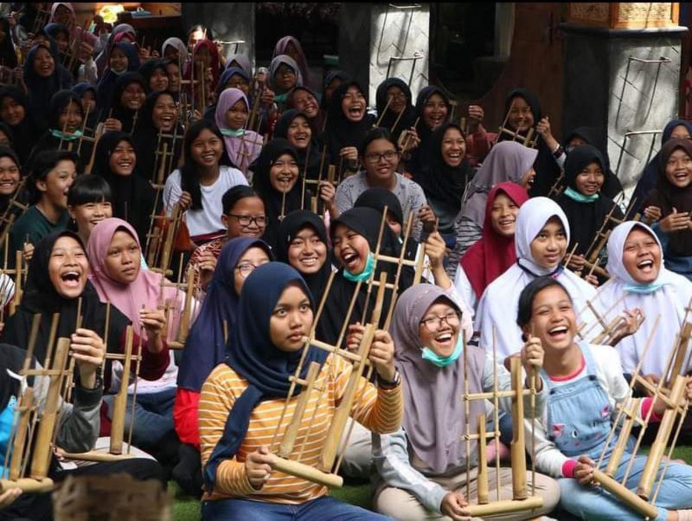 Edutainment Angklung