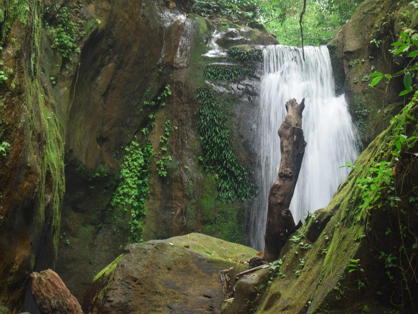 Wisata Air Terjun Cuup Gung