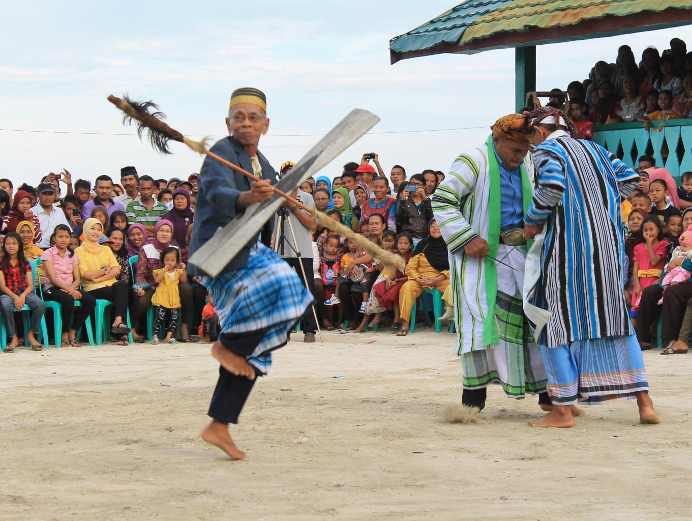 Tari Mangaru