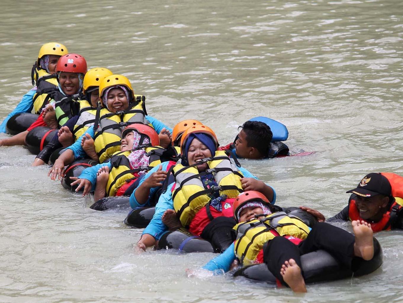 River Tubing Jogja  Tinalah