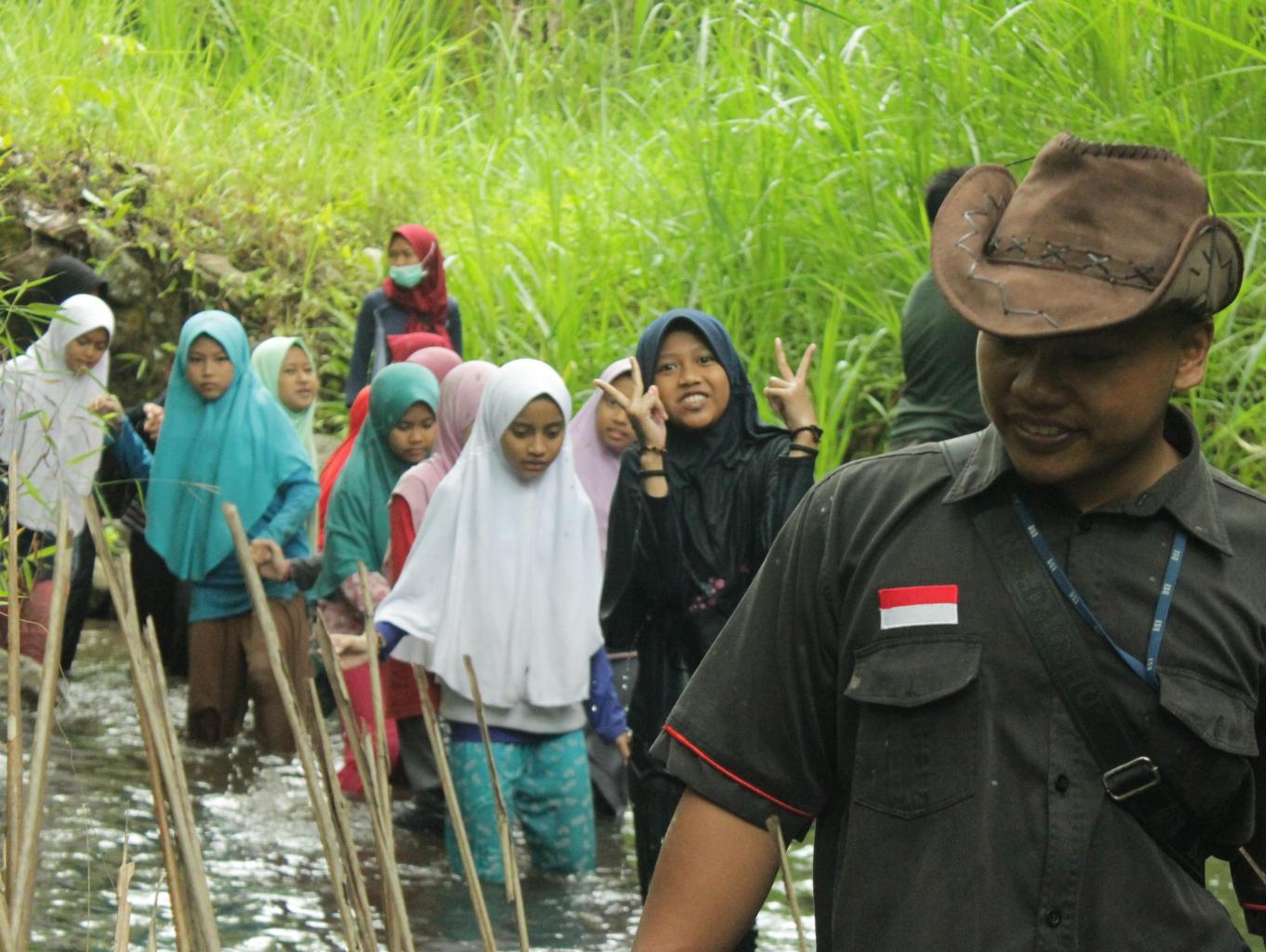 Pemandu  Bagi Wisatawan