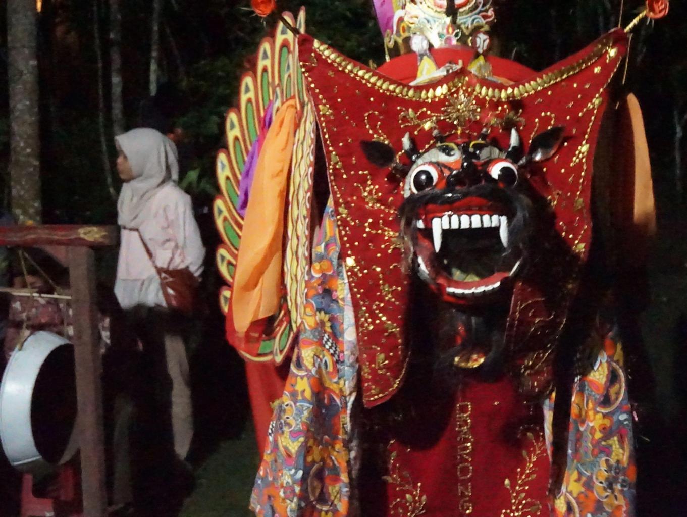 Kesenian Barong