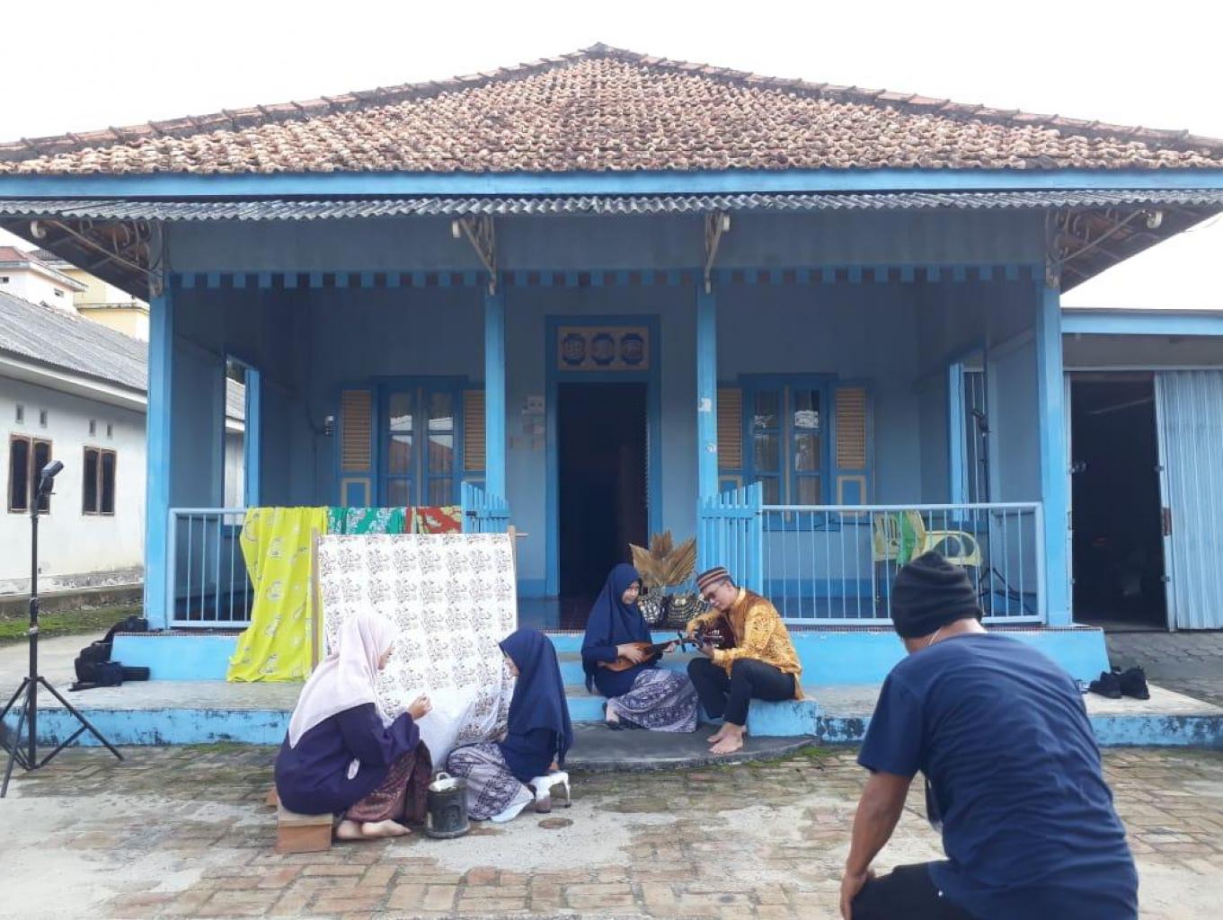 Wisata Edukasi Rumah Adat ''umah Kamen''