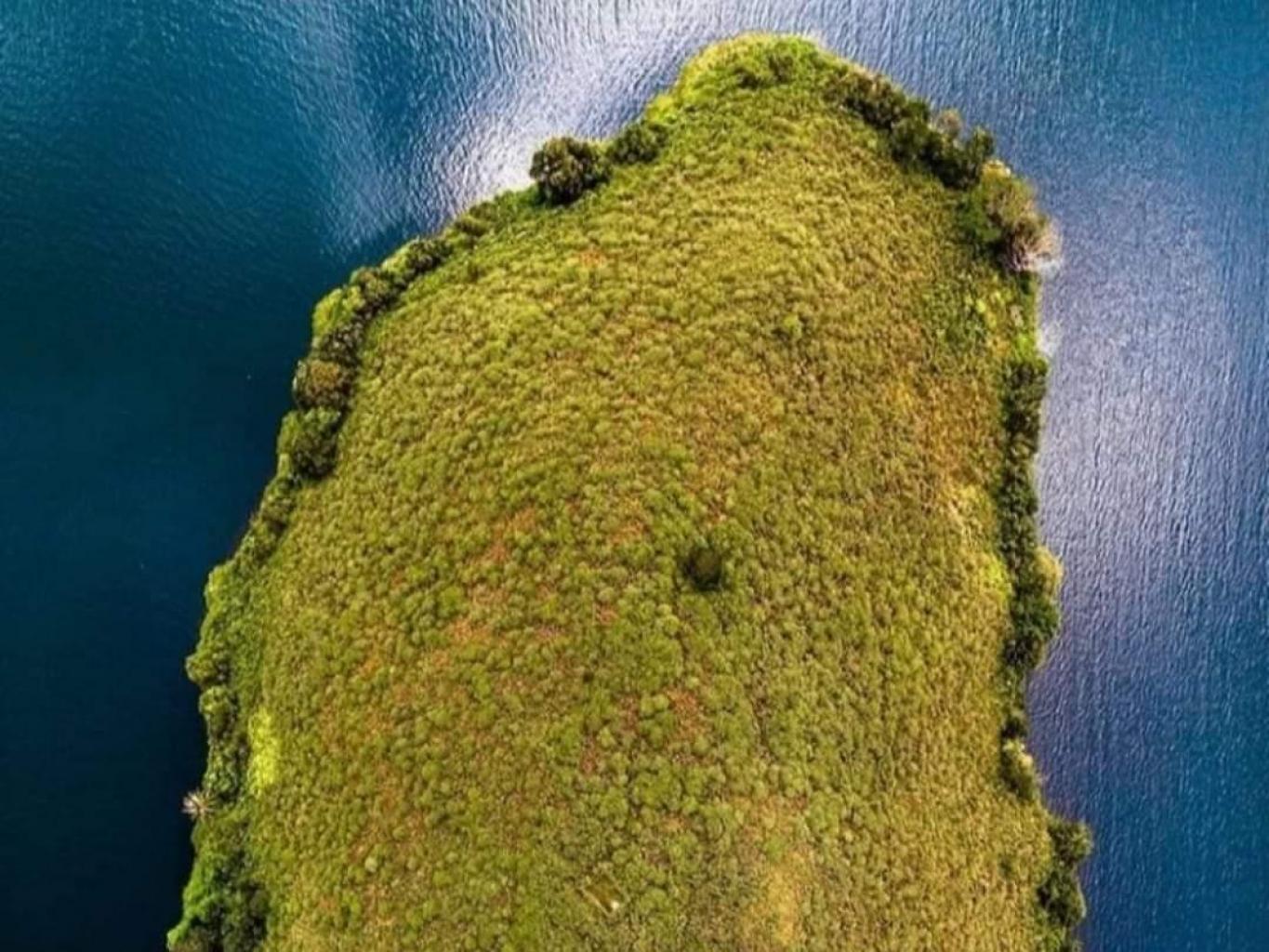 Wisata Alam Pulo Simamora