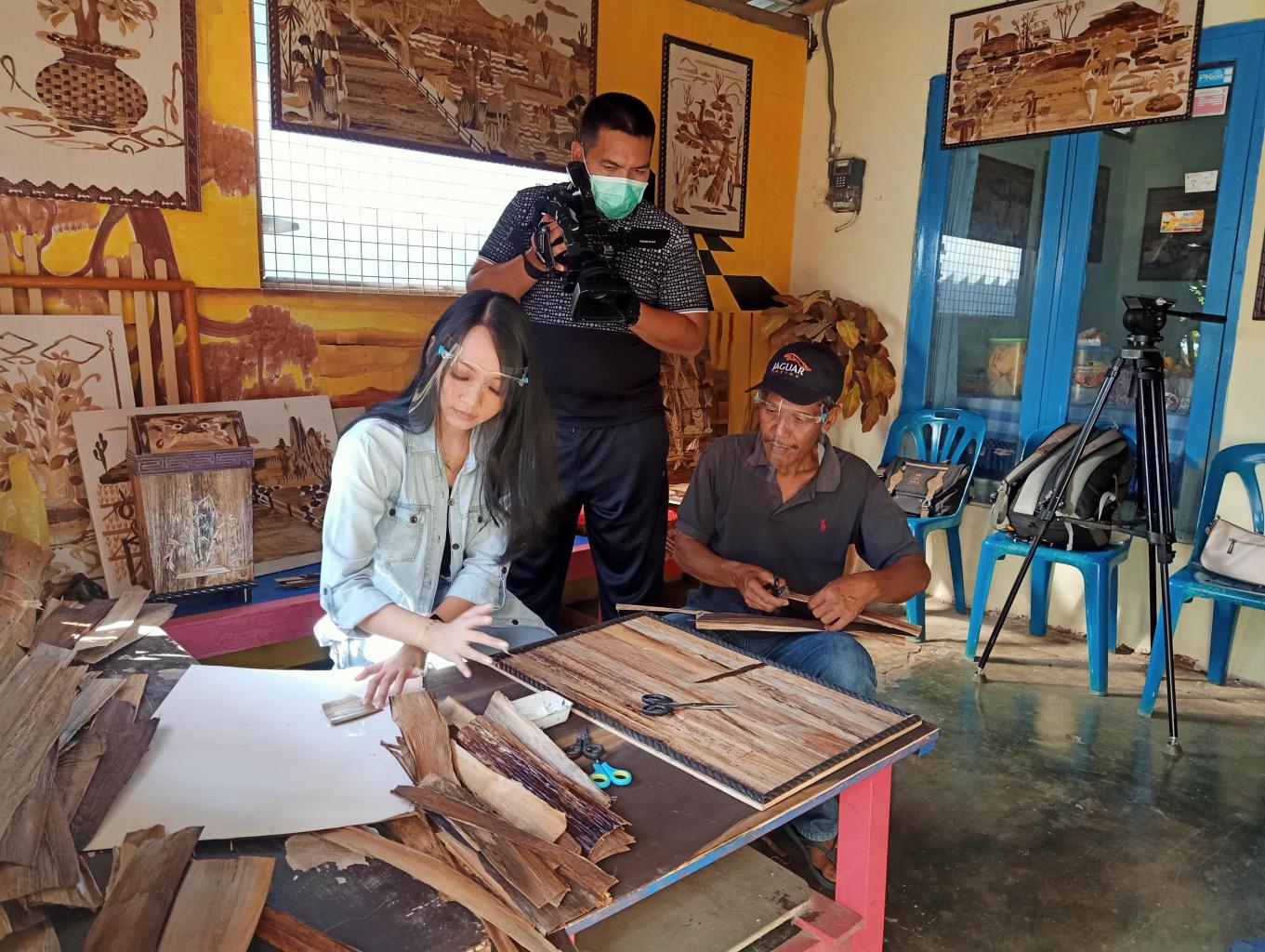 Melukis Dari Pelepah Pisang