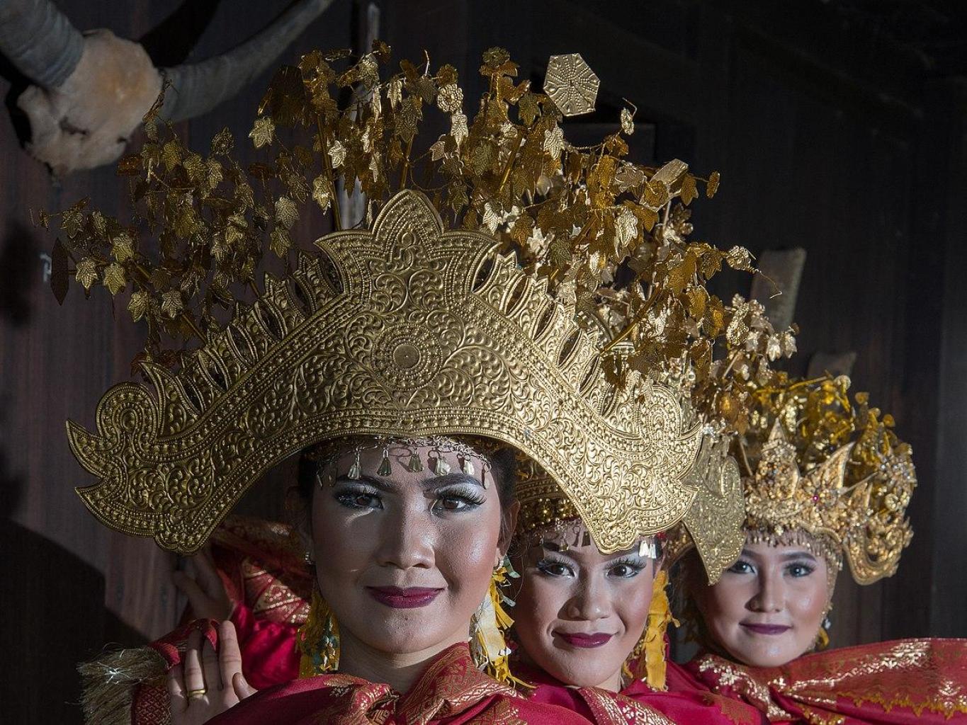 Wisata Seni Dan Budaya Tari Kebagh