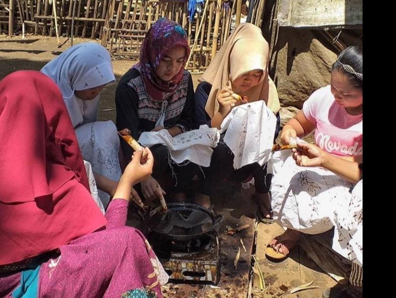 Belajar Membatik