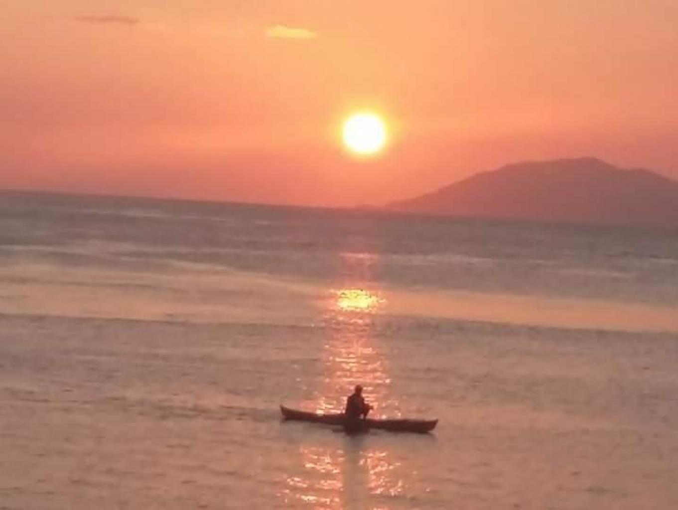 Sun Set Di Negeri Hila