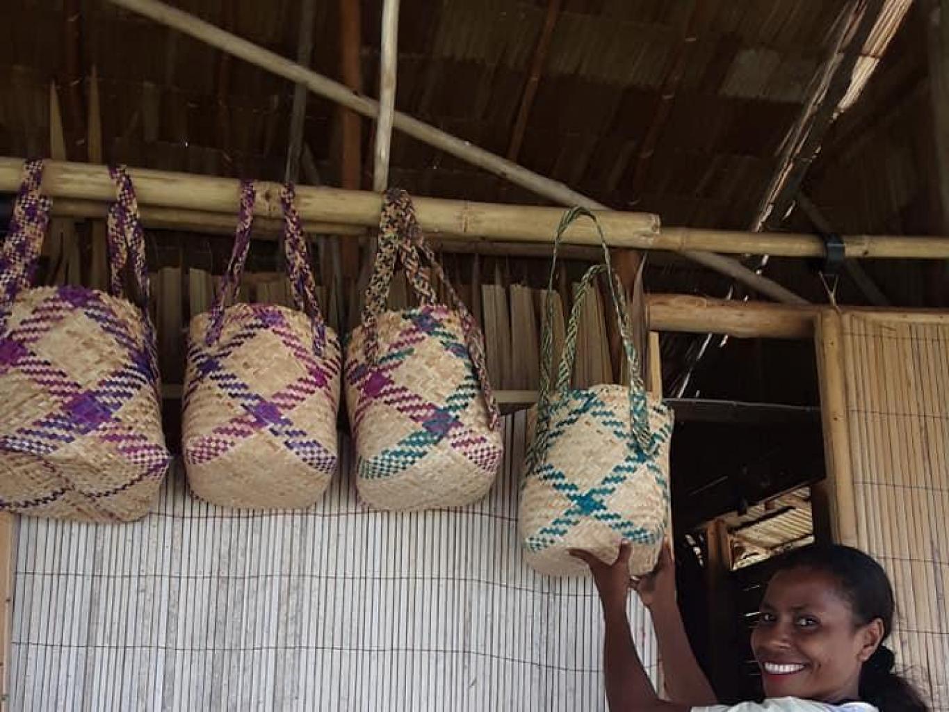 Anyaman Tradisional