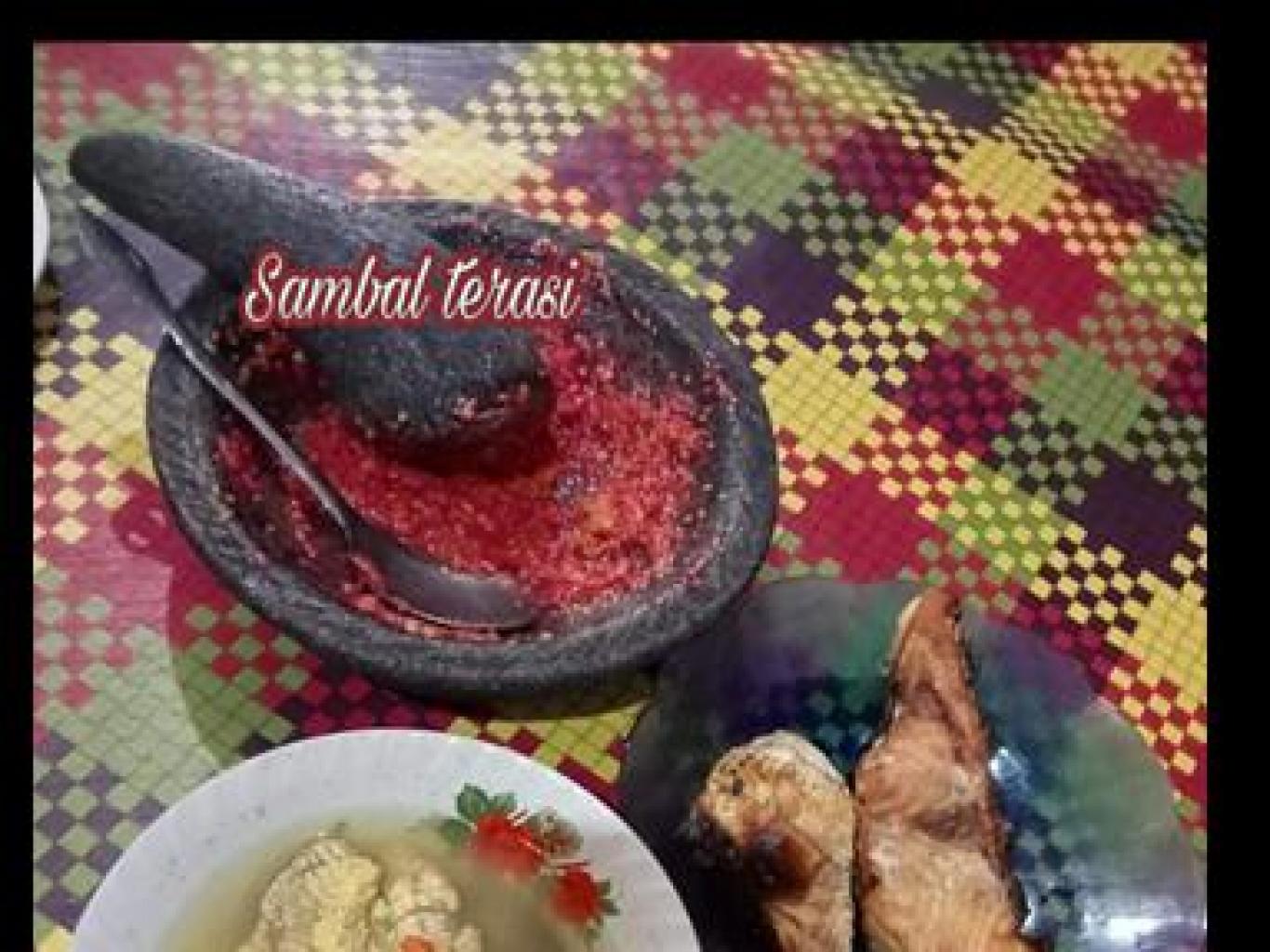 Pindang Telor Ikan Patin Dan Panggang Ikan Patin