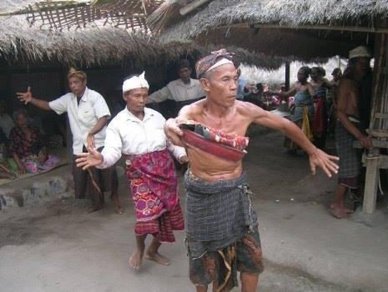 Suling Mendewa