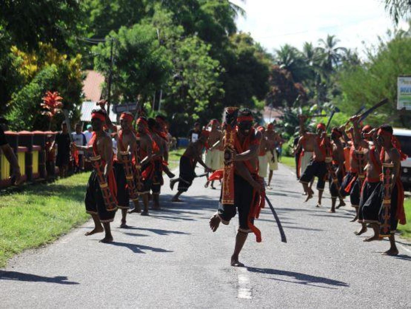 Cakalele Desa Hatusua