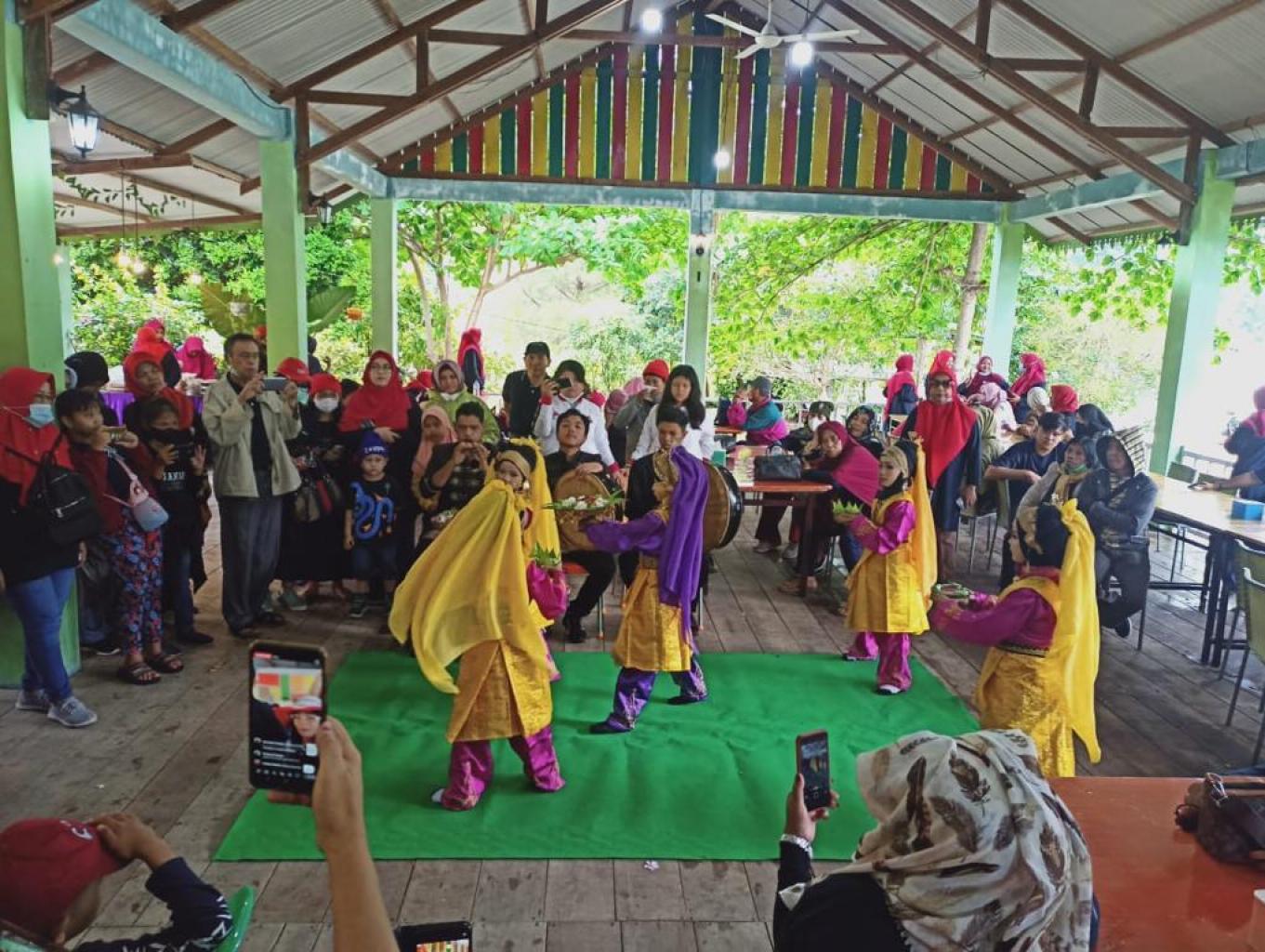 Tari Ranup Lam Puan