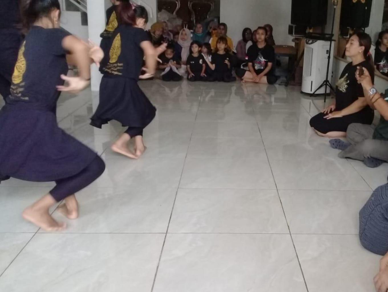 Seni Tari Jaipong
