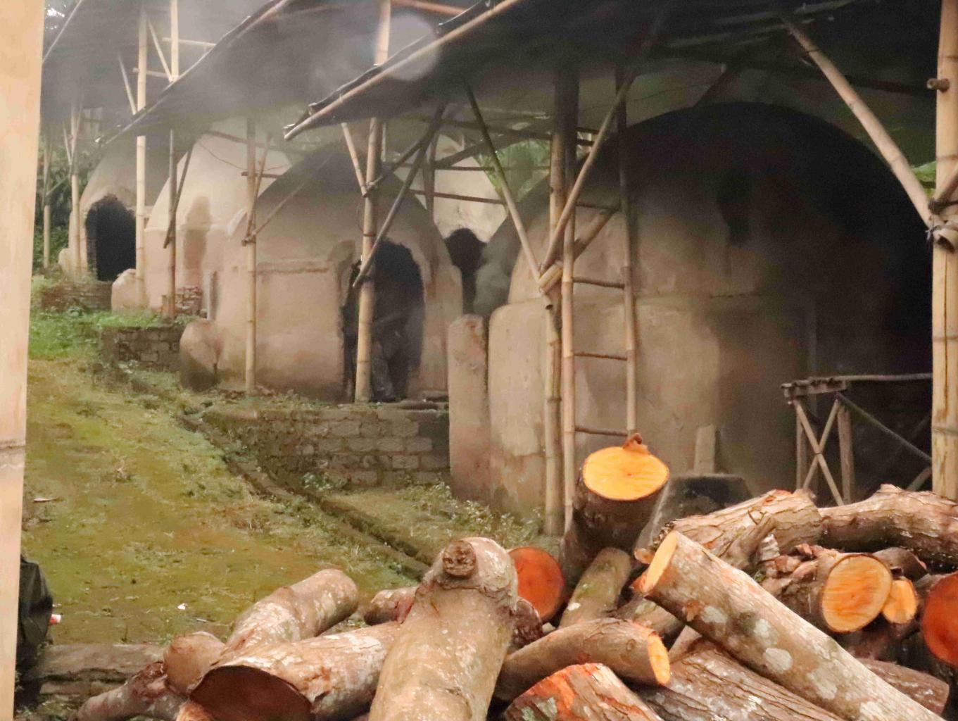 Pembuatan Arang Kayu