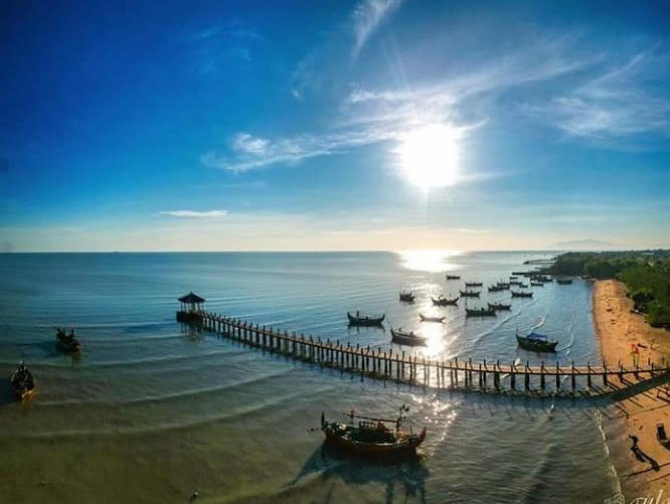 Pantai Pasir Putih Wates