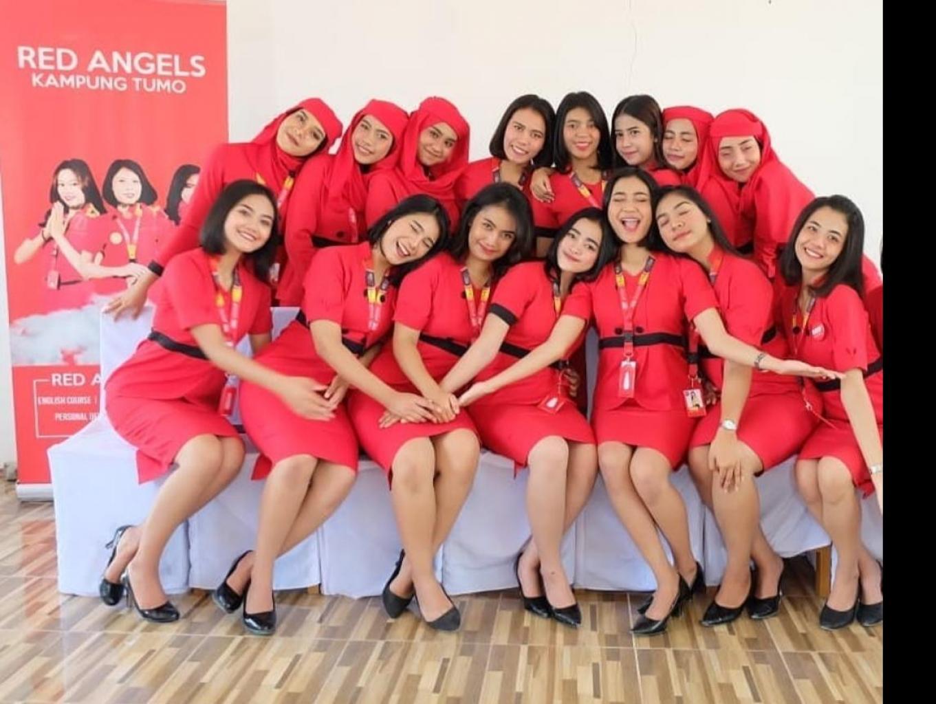 Pelatihan Pra Seleksi Pramugari & Perhotelan