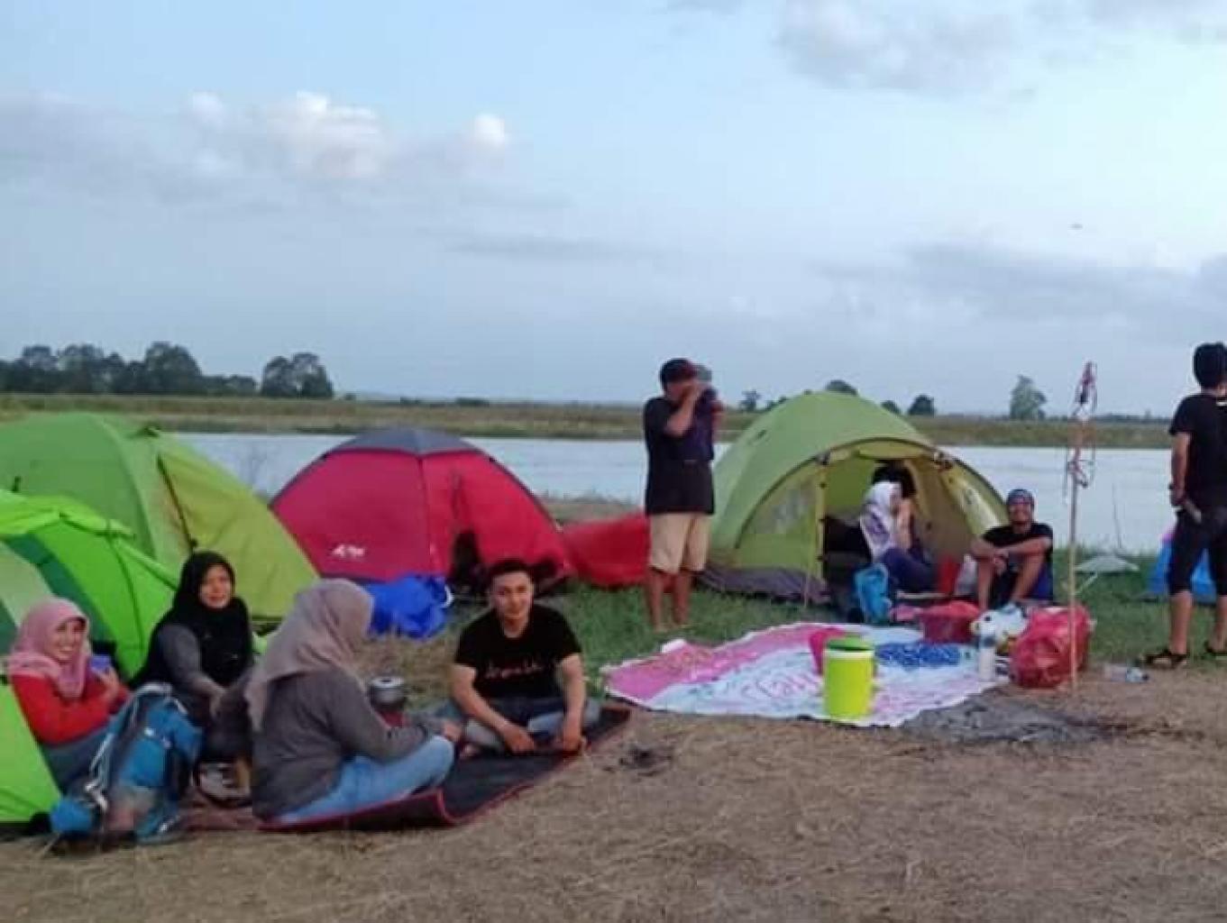 Camping Di Tanjung Tamannoh