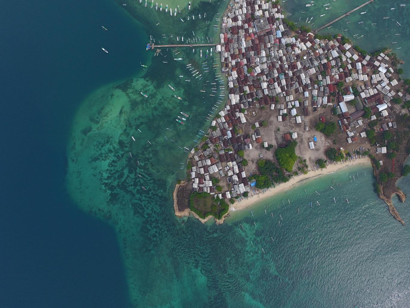 Pulau Maringkik