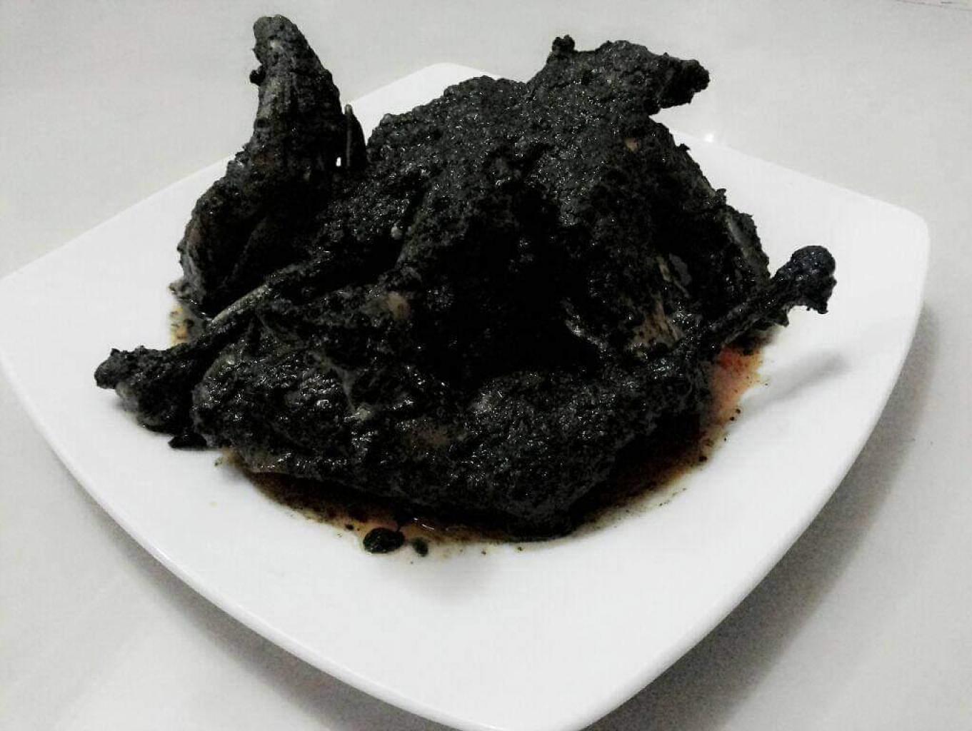 Sambal Ayam Itam Atau Samba Ayam Galundi