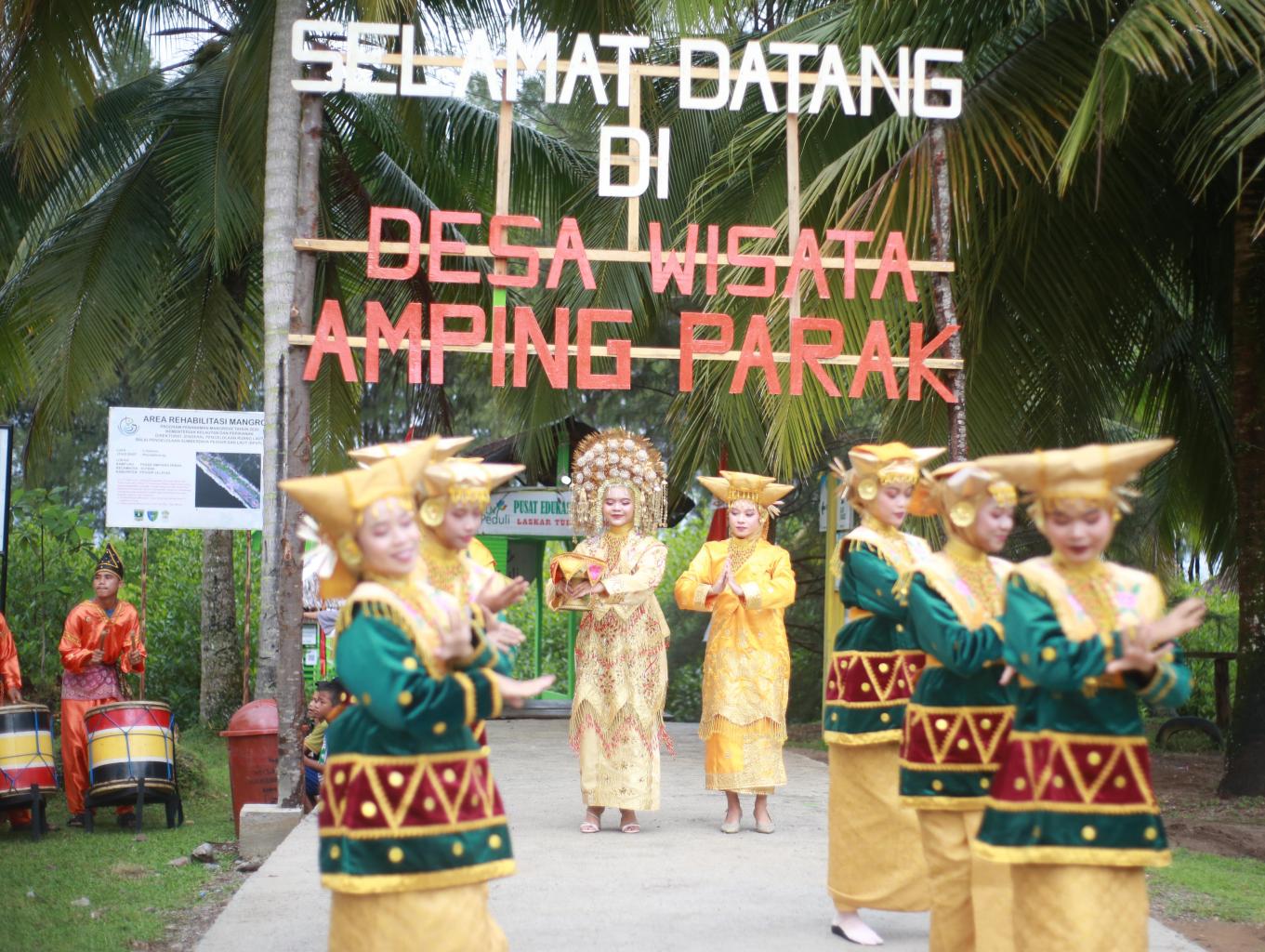 Amping Parak
