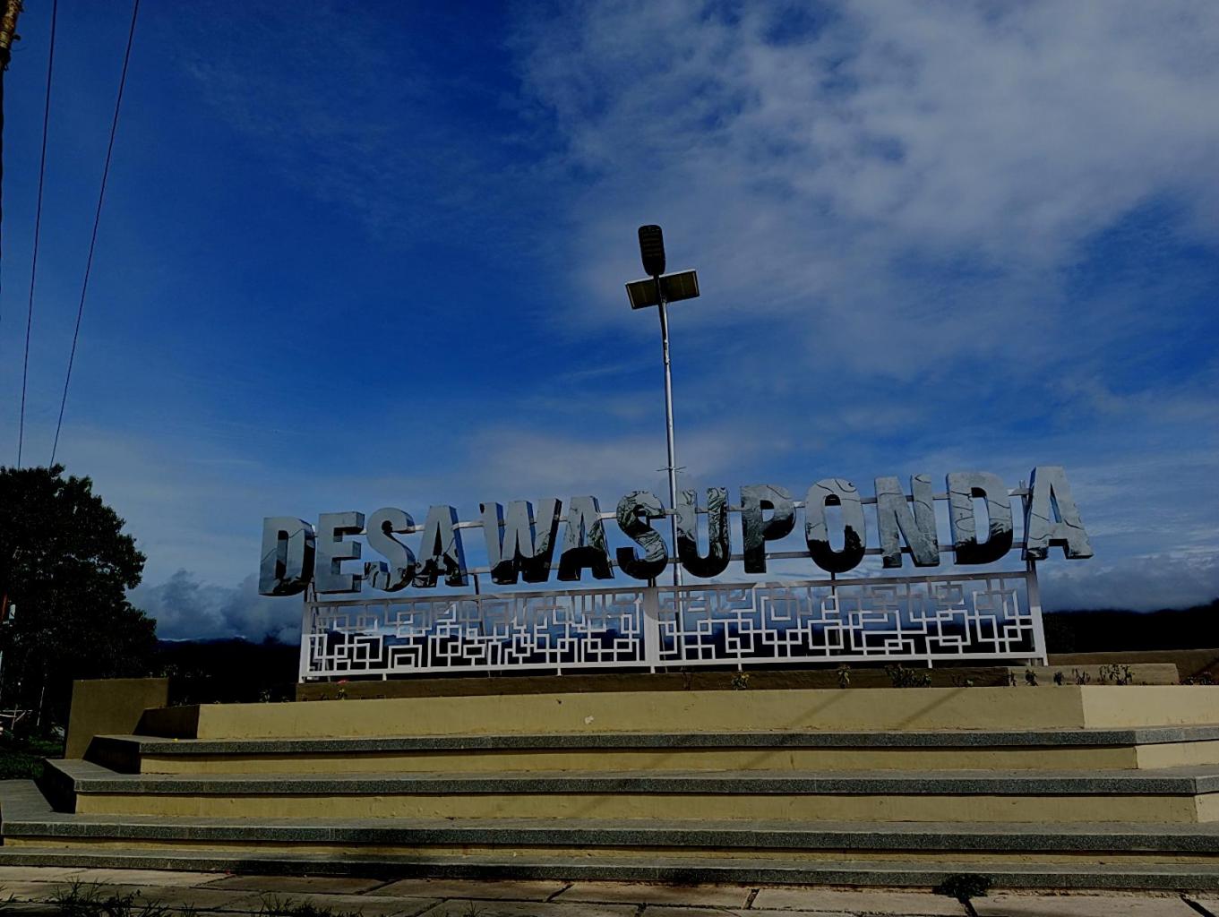 Alun-Alun Desa Wasuponda