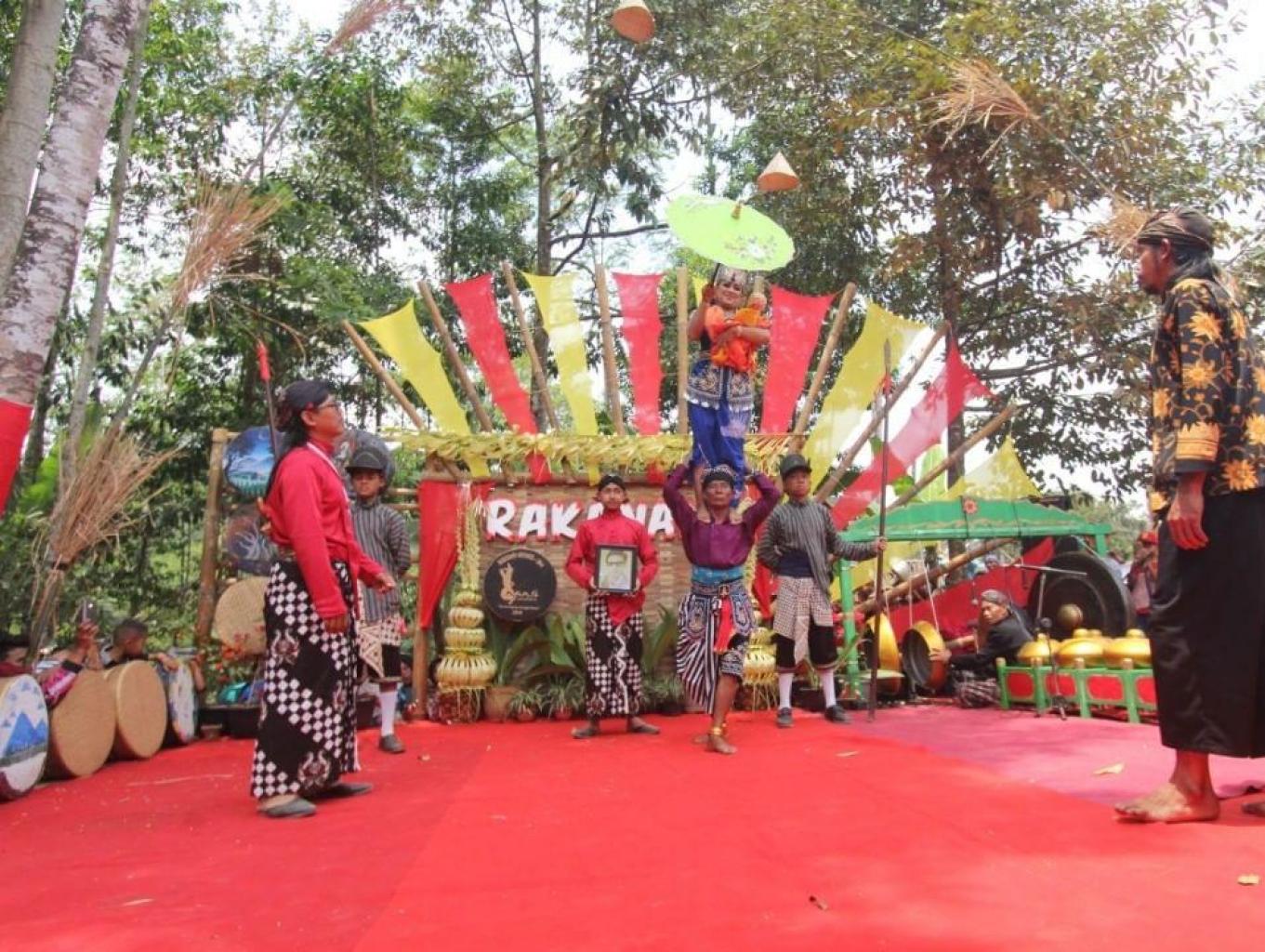 Tari Lengger Punjen