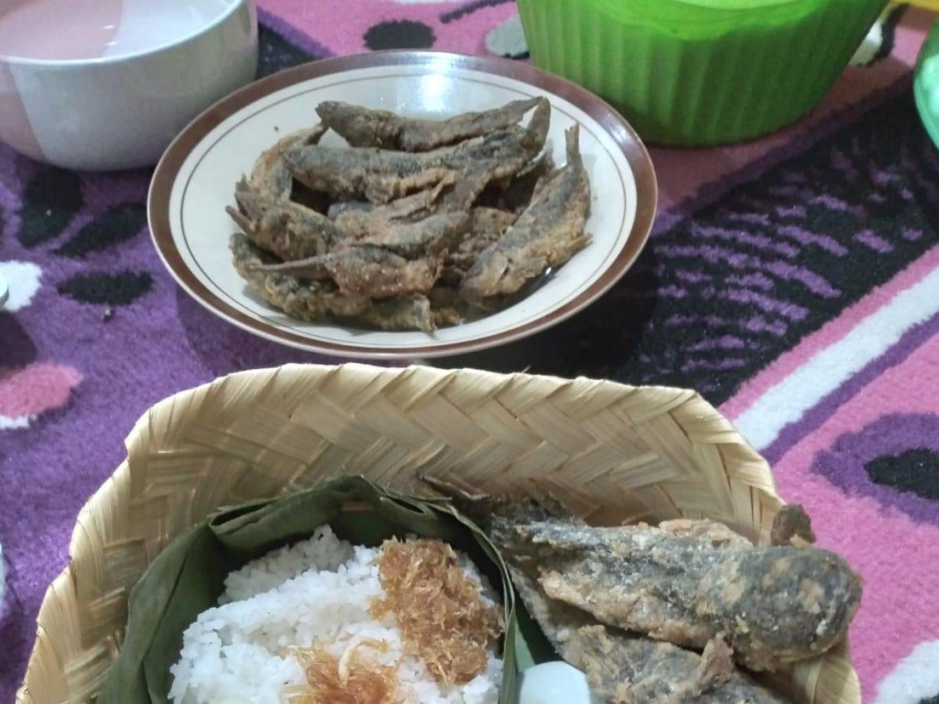 Sego Takir tradisi yang dibangkitkan kembali Ciri Khas Tradisi Sehat, Unik dan Estetis