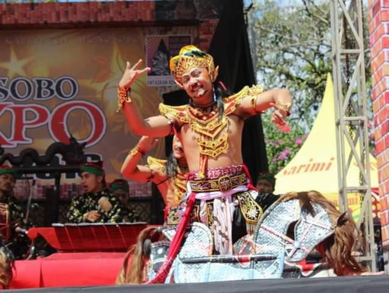 Tari Kuda Lumping