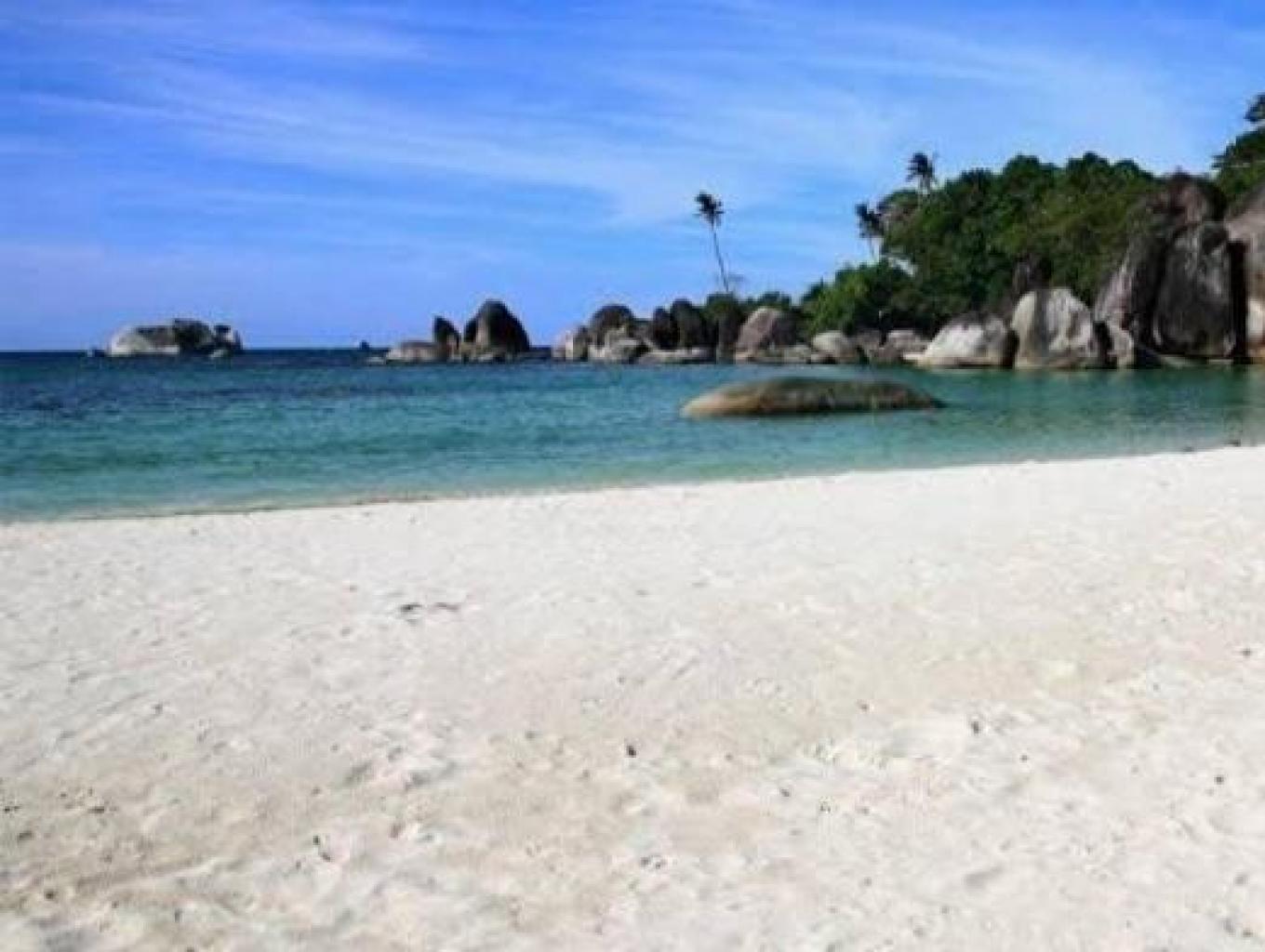 Tanjung Tinggi Laskar Pelangi