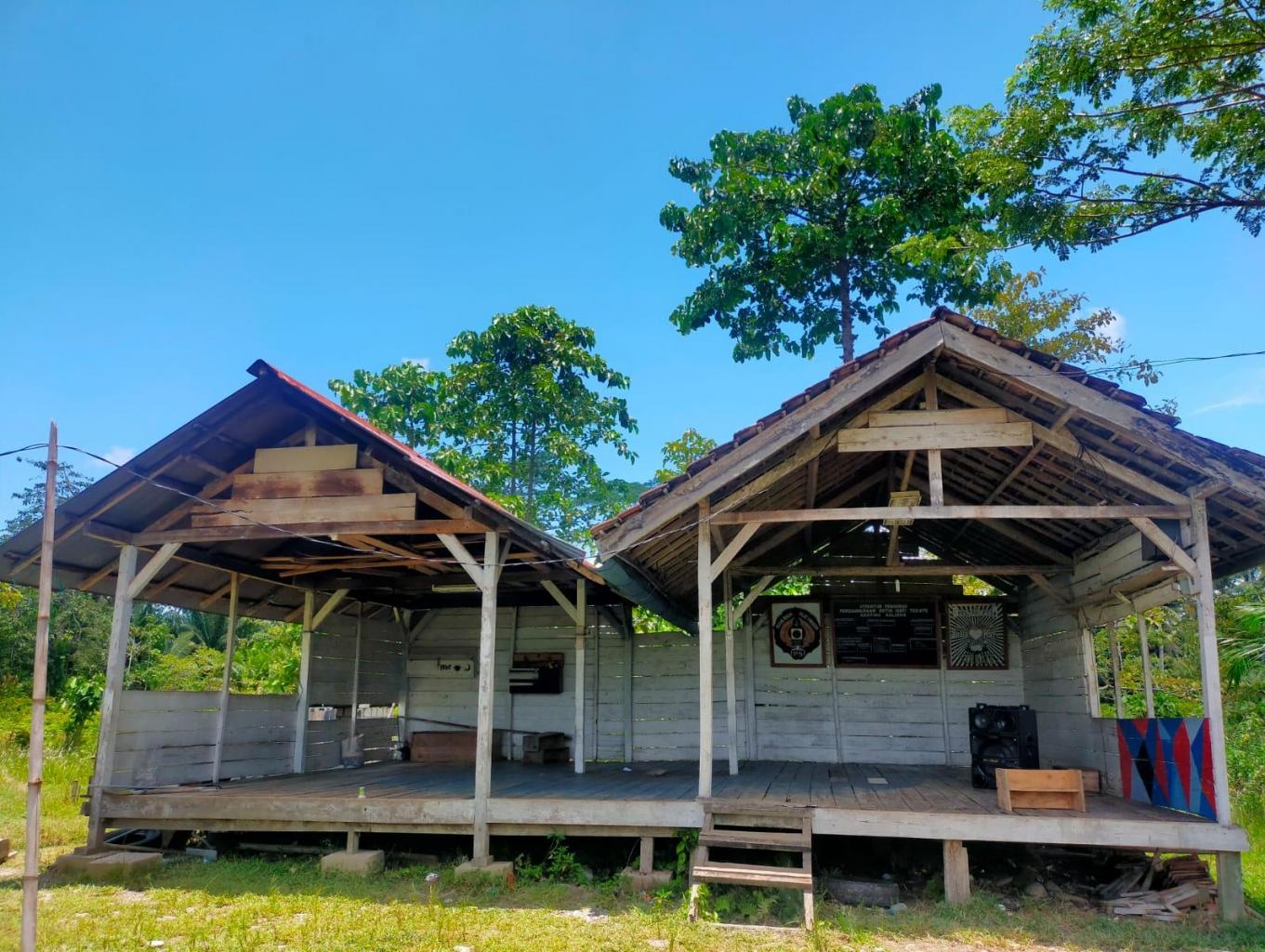 Tempat Persinggahan  Pemancingan Rawa Marobo Desa Argomulyo .