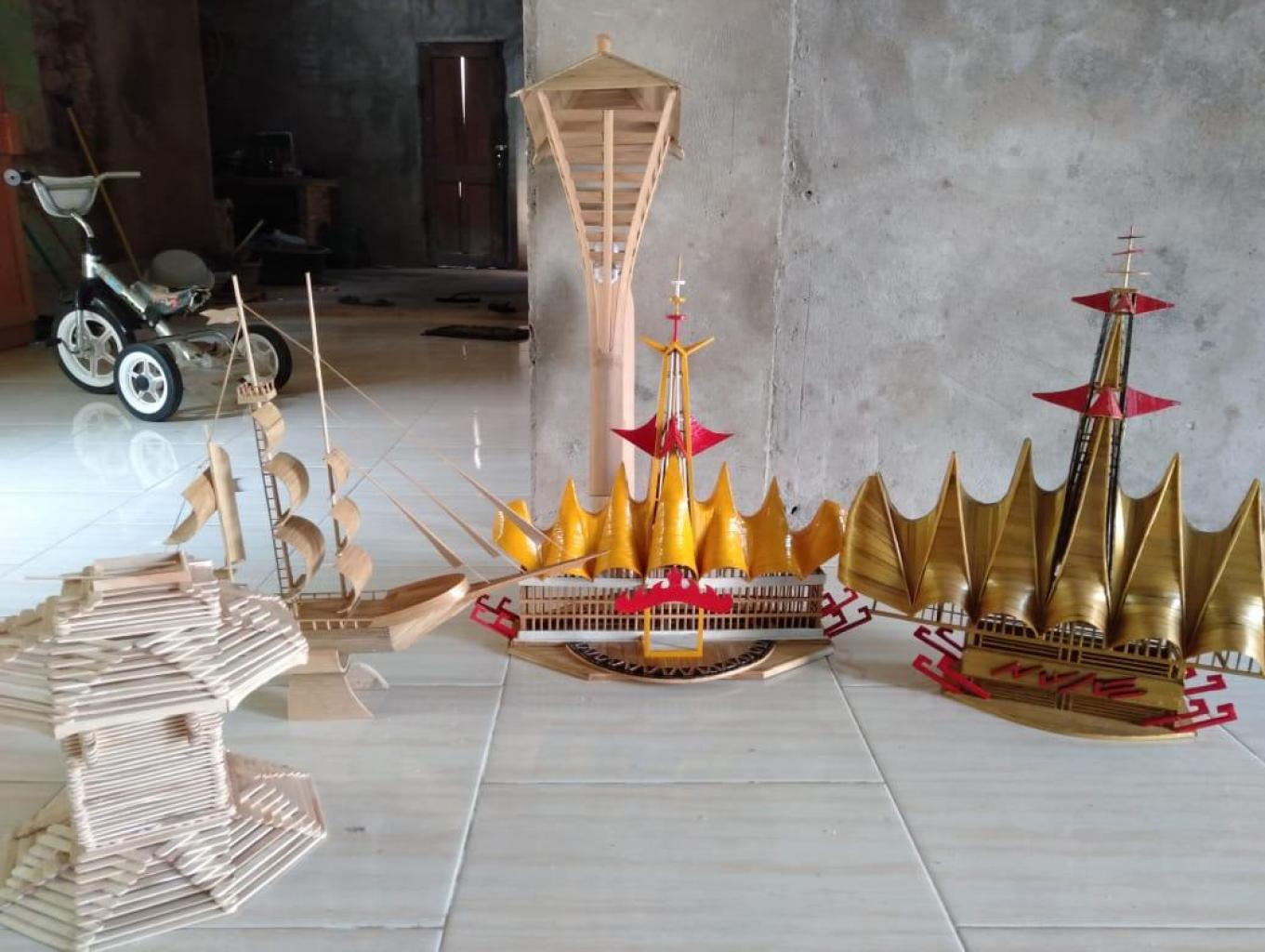 Cendra Mata Siger