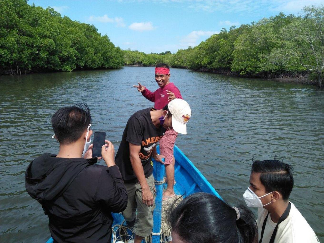 Susur Sungai Kubu - 'kubu Riverboat Trip'