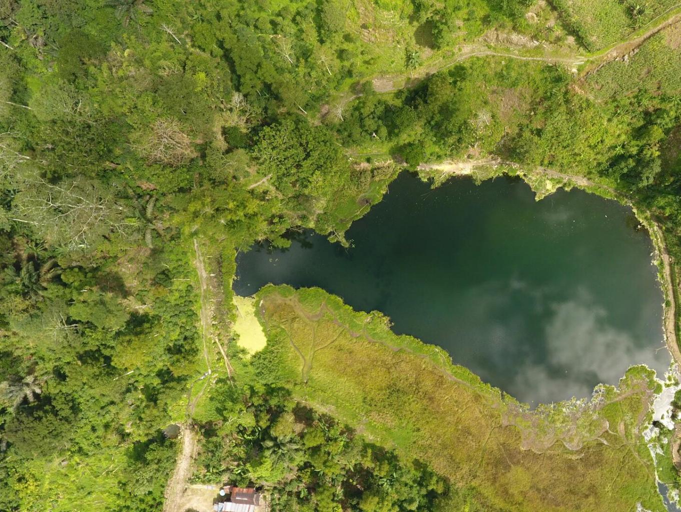 Danau Lurayya