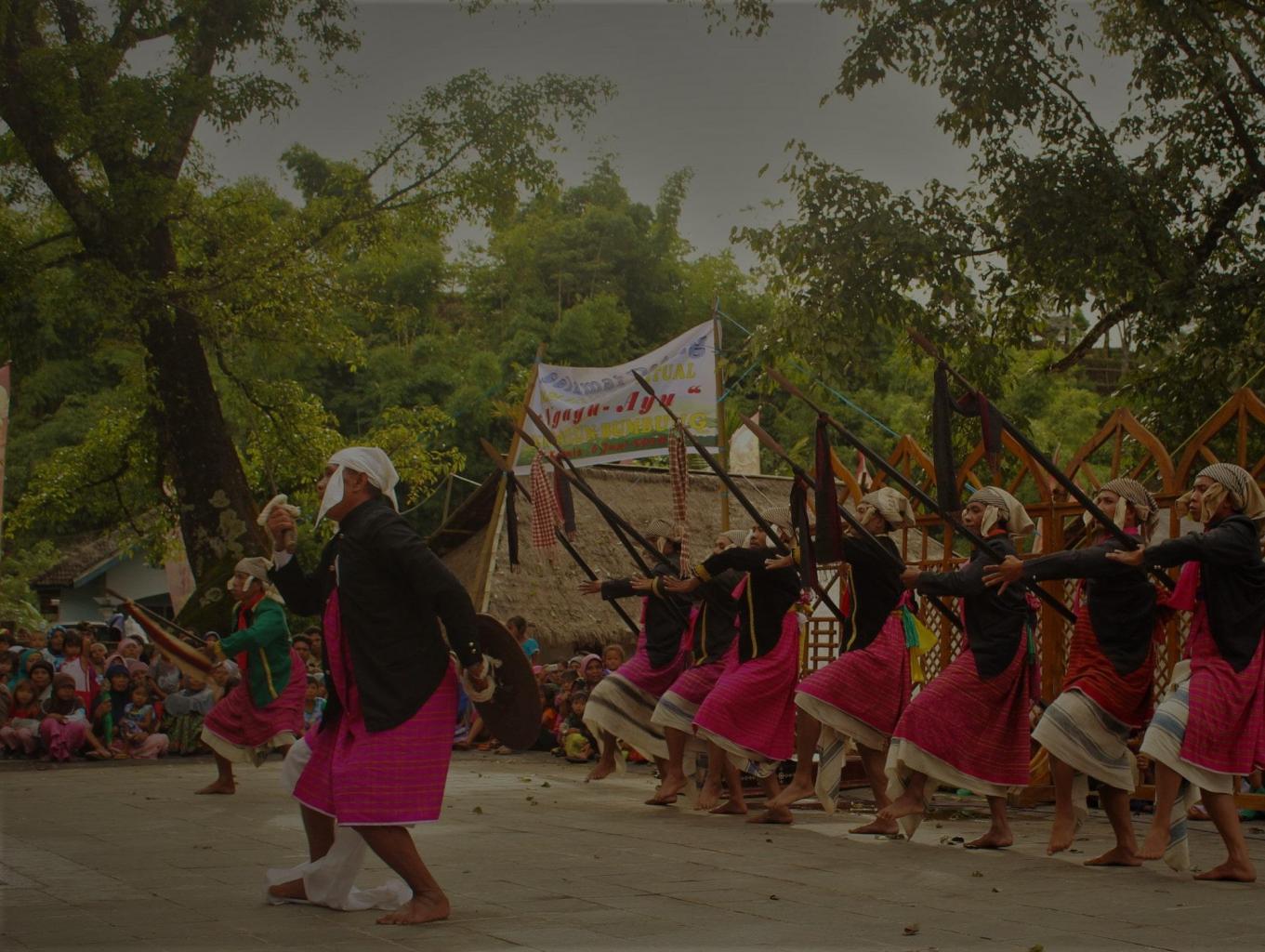 Tari Tandang Mendet