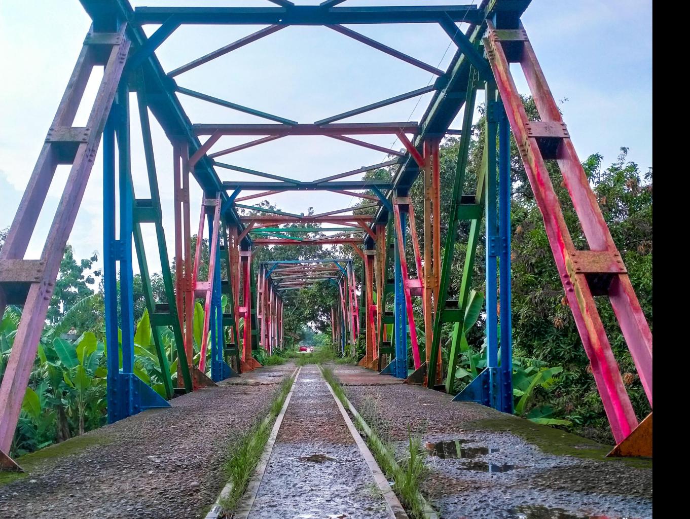 Jembatan Lori
