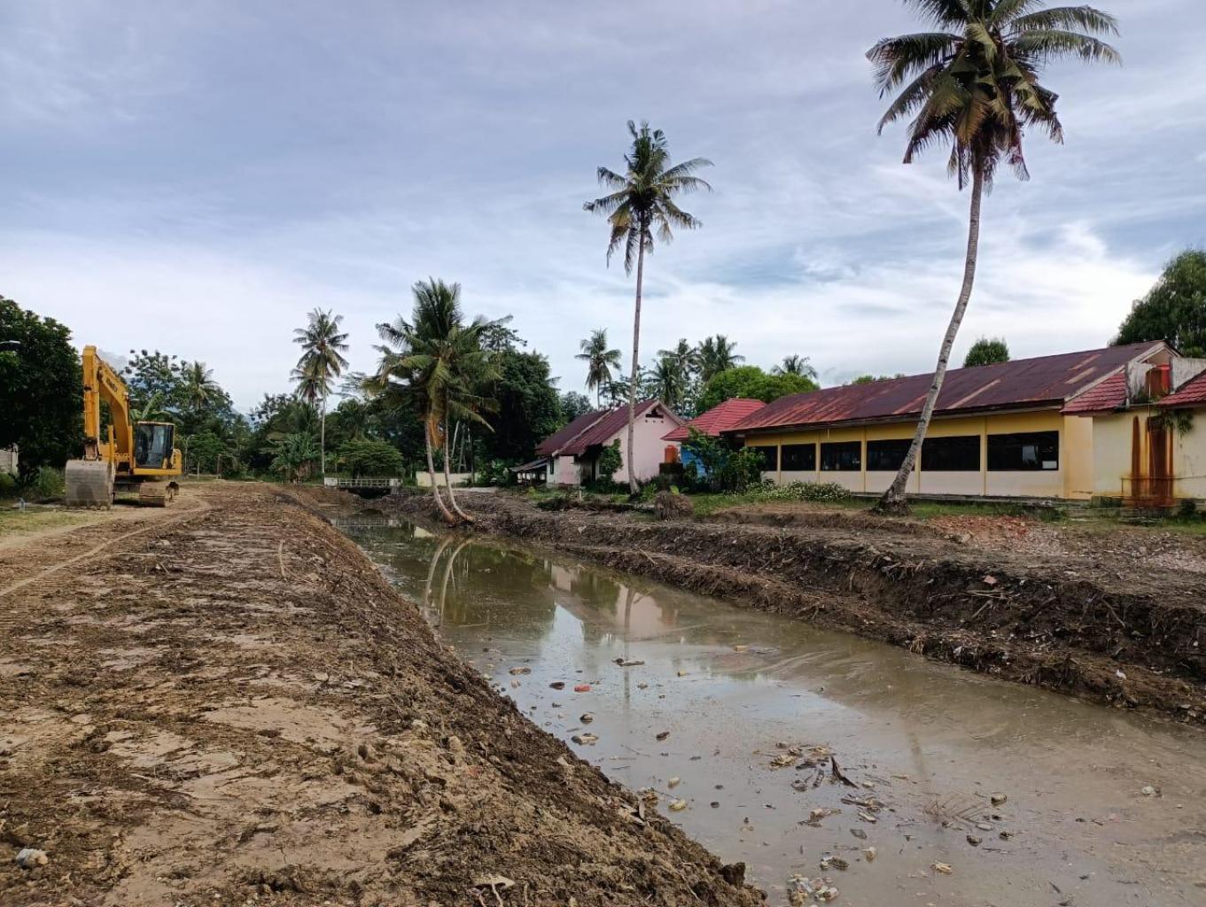 Kolam Pemancingan Desa Kalaena Kiri