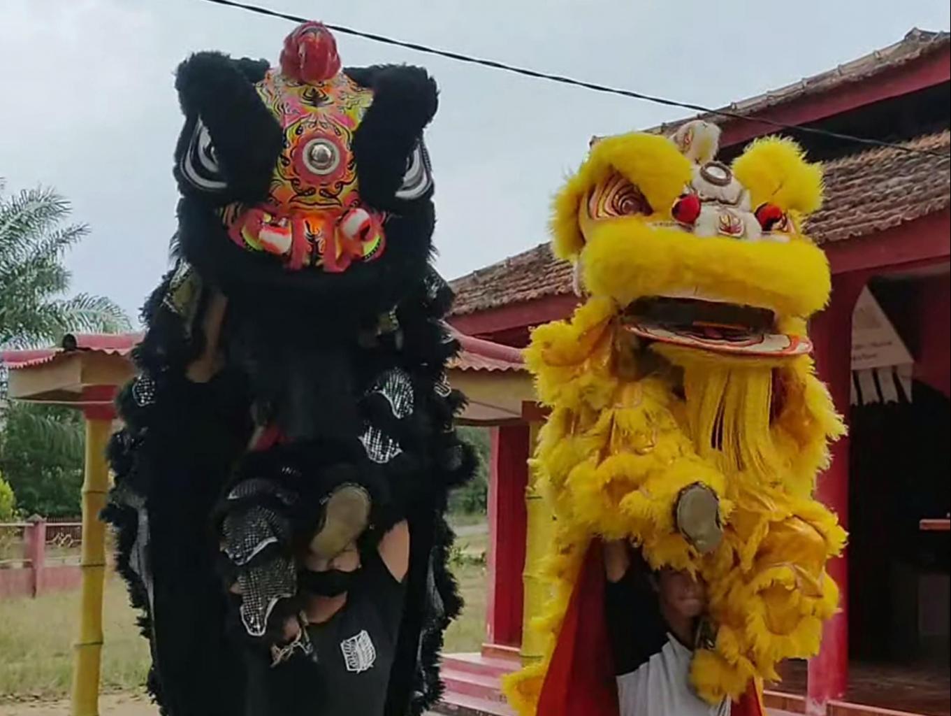 Barongsai (lion Dance)