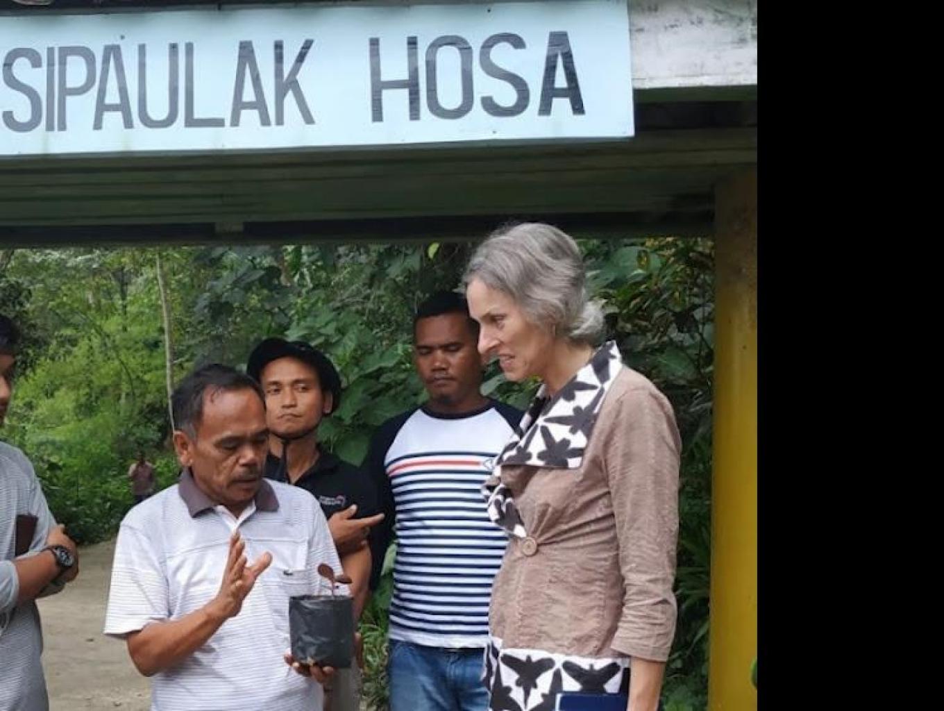 Wisata Mengenal Tanaman Endemik/obat Di Daerah Sipaulak Hosa Loja
