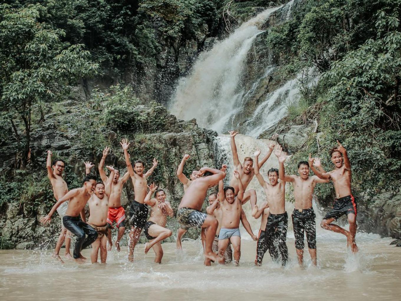 Wisata Air Terjun Jamara