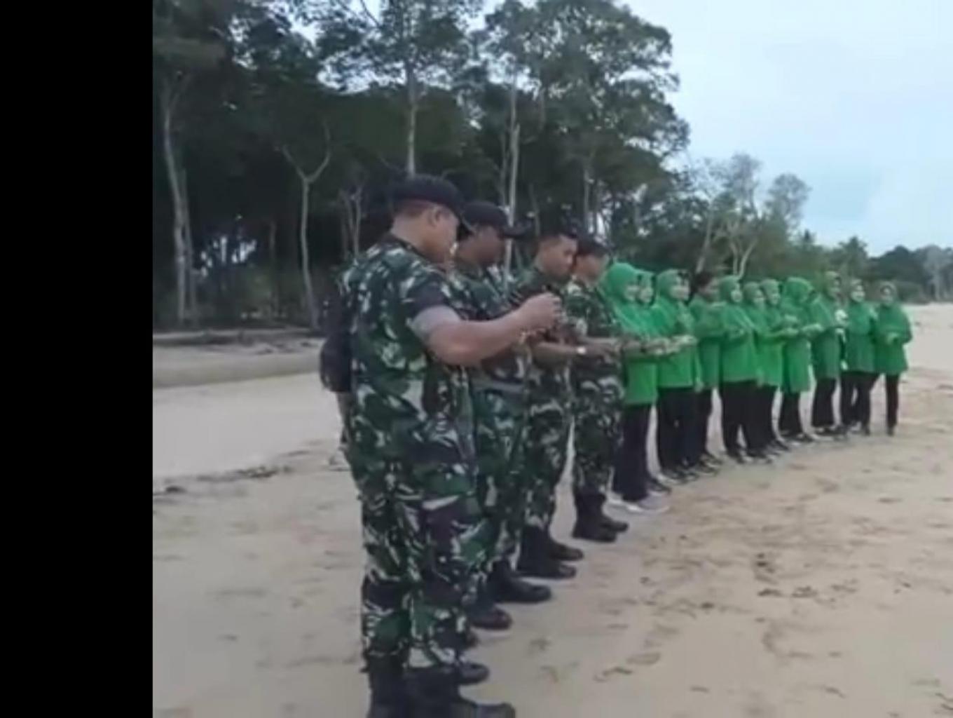 Pelepasan Tukik Penyu Tanjung Api