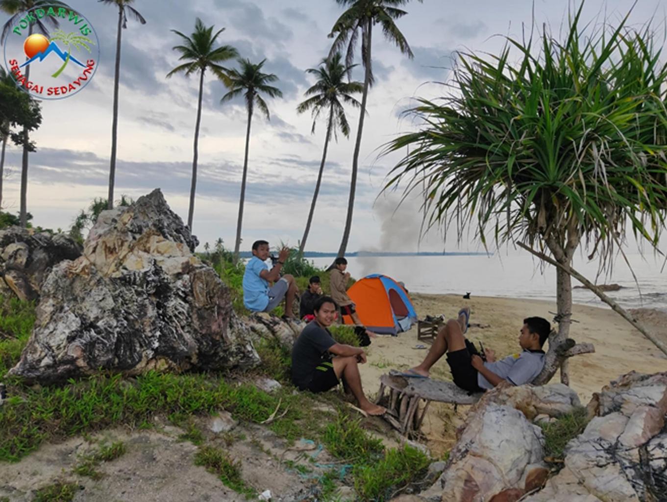 Camping Di Pantai