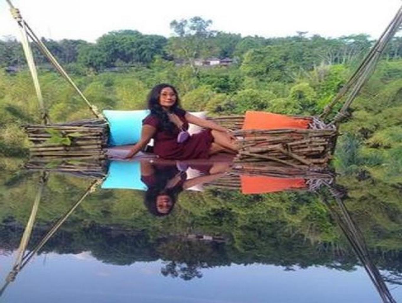 Foto Swing Bed @ Bali Alaska