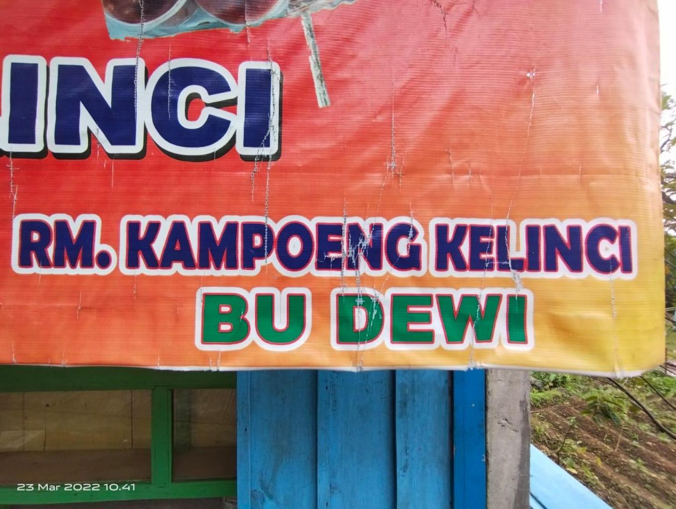 Warung Kampung Kelinci