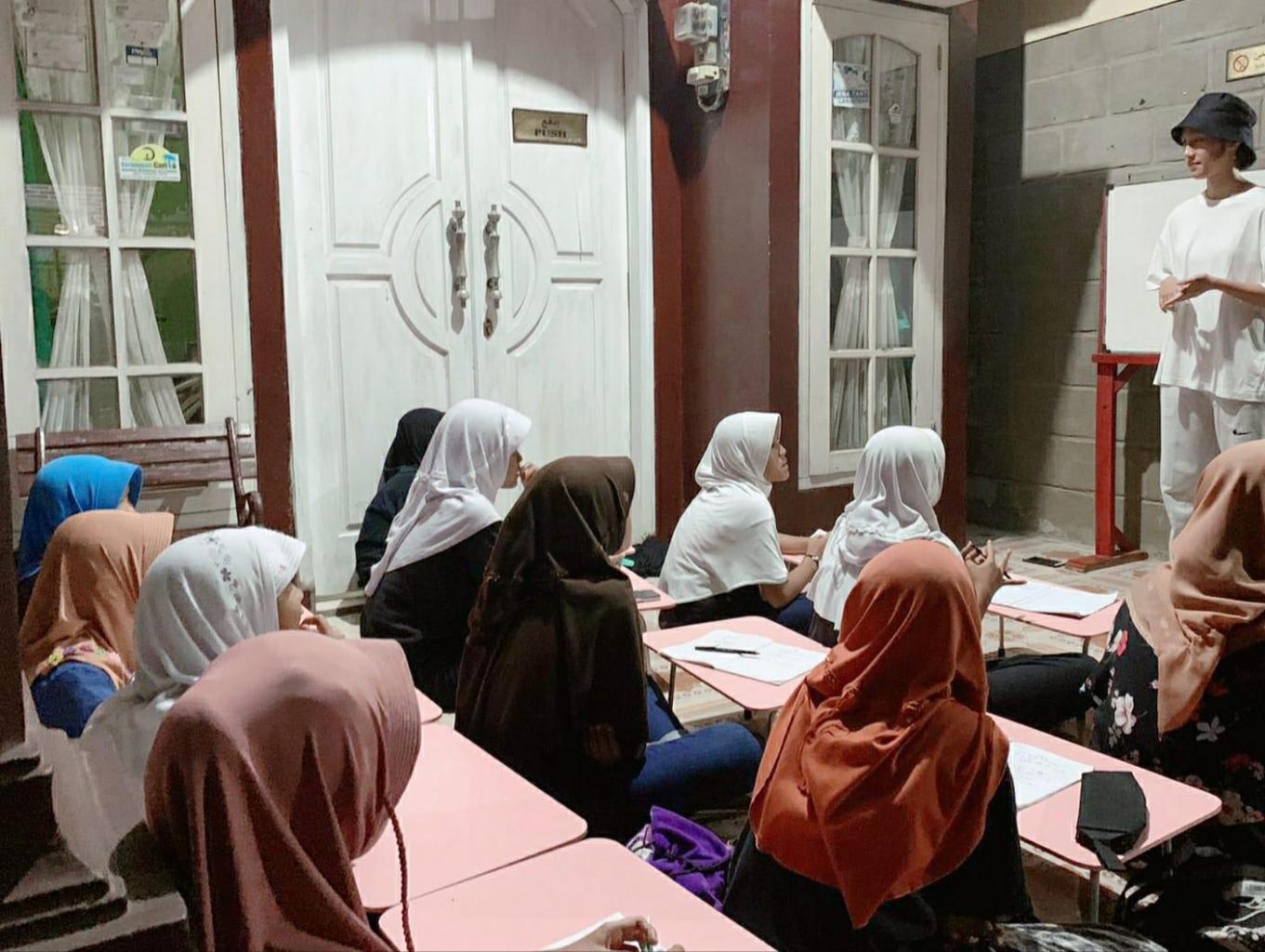 Rumah Bahasa Inggris (rumbi)