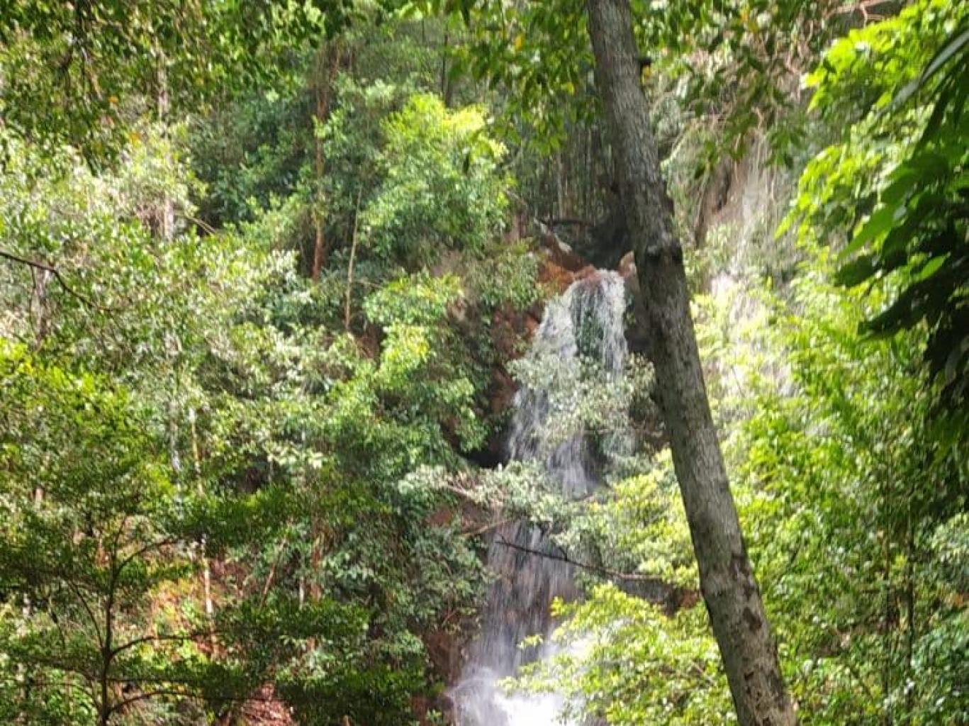 Air Terjun 7 Tingkat, Air Terjun Bolang, Bukit Idat
