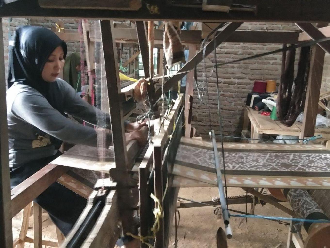 Tenun Lampung