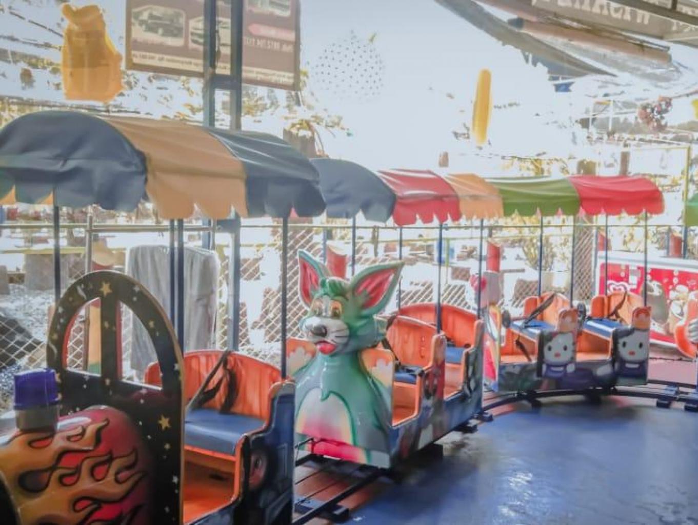 Mega Wisata Kuliner Bonjol (tempat Bermain Anak)