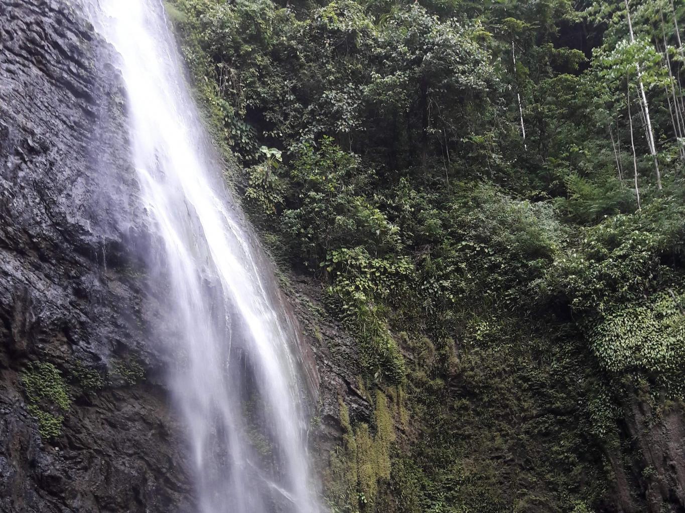 Air Terjun 'bembe